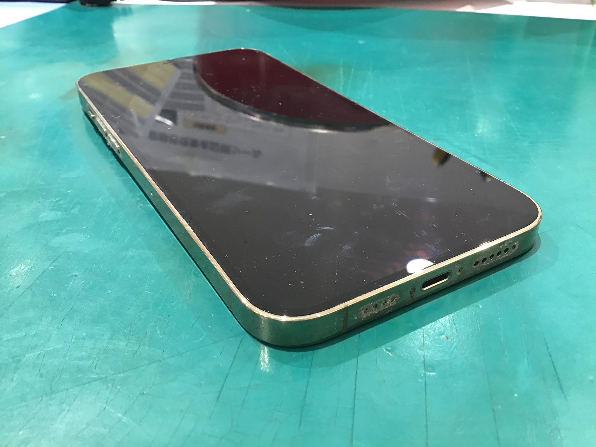 iPhone12ProMaxのバッテリー交換はスマホ修理工房丸井錦糸町店にお任せください！